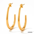 Minimalist golden teardrop C-shaped hoop earrings with polished metallic finish - Gold (KDE665)