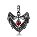 Dettaglio del ciondolo ali d'angelo con cuore rosso e cristalli incastonati su argento - Argento 925 / Ciondolo Ali di Cuore Solo (Senza Catena)