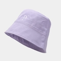 Détail du bob en coton violet avec broderie P blanche et texture en sergé épais - M (56-58cm) / Mauve Clair