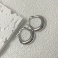 Pendientes de aro en plata de ley S925 con diseño minimalista de gota de agua - Aro de Superficie Lisa Minimalista / Plateado