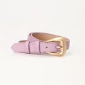 Cintura da donna minimalista in ecopelle color lavanda con fibbia ad ardiglione dorata - Viola