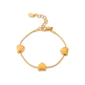 Pulsera con colgante de corazón en acero de titanio dorado con cadena de serpiente - Pulsera de Corazón / Dorado