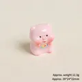 Close-up of pink resin pig figurine with dimensions 29x24x22mm and weight 12.3g - Teatime Snack Pink Pig