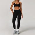 Conjunto de yoga negro de 3 piezas con sujetador deportivo en V y leggings moldeadores - S / Sujetador + Pantalones -- Negro Premium