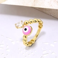 Macro-opname van roze boze oog koperen ring met kralenband en druppelvormig zirkoon - Roze Boze Oog (ZYN-DMR101G-4)
