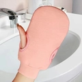 Guanto esfoliante rosa con foro per il pollice e polsino elastico per pulizia della pelle - Rosa