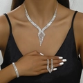Set di gioielli di lusso in argento con collana di strass, bracciale e orecchini - Collana Orecchini Bracciale (475+G0033)