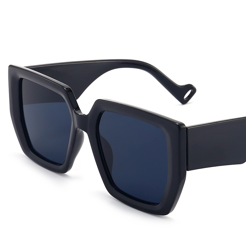 Wholesale Retro Large Square Frame Sunglasses with UV400 Protection - Everful