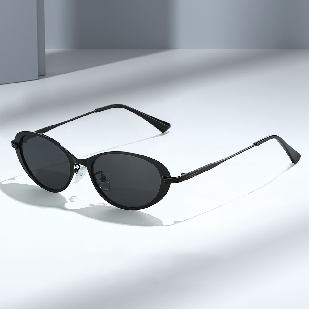 Wholesale Retro Oval Sunglasses with Metal Frame UV400 Protection - Everful