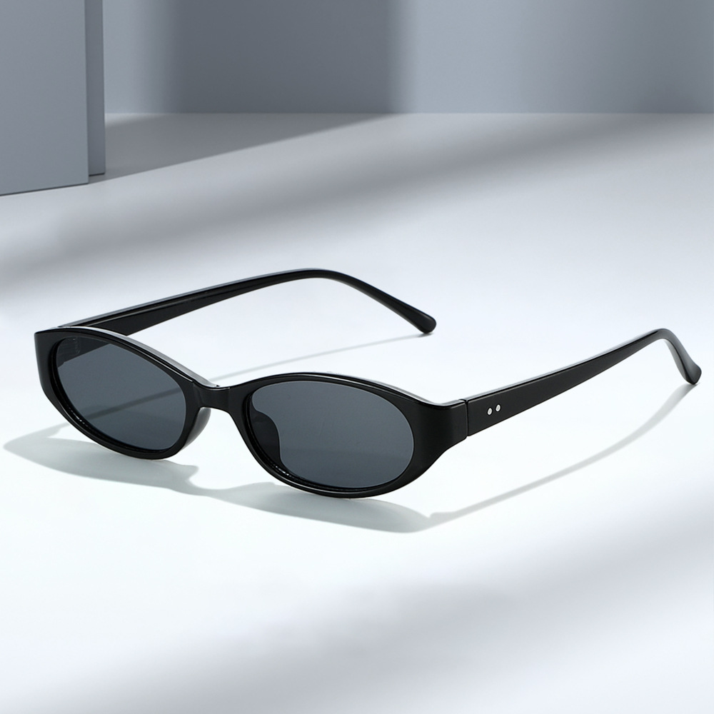 Wholesale Oval Retro Sunglasses with Narrow Frame UV400 Protection - Everful