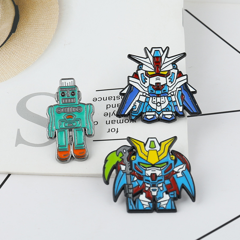Enamel Robot Brooch Pins Cartoon Mecha Alloy Badge For Backpack Clothing Decoration Retro Robot Lapel Pin For Kids Adults Unisex Accessories
