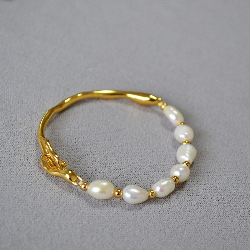 Baroque Pearl Bracelet Gold Plated Brass Irregular Branch Design Chic Niche Minimalist Splicing Jewelry For Women