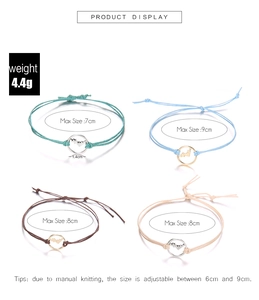 Dettaglio del peso 4,4g e misura regolabile 6-9cm per i braccialetti intrecciati con ciondolo