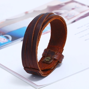 Retro multi-layer brown genuine leather bracelet for men with vintage brass buckle