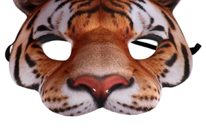 Gros plan détaillé des rayures de tigre et des trous pour les yeux d'un masque de cosplay