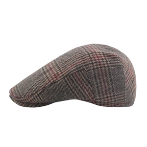 Classic plaid flat cap in British style with brown and red tweed pattern for men and women