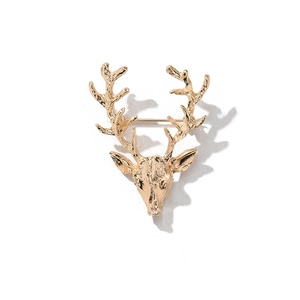 Broche tête de renne dorée avec texture martelée et design de bois d'élan pour Noël