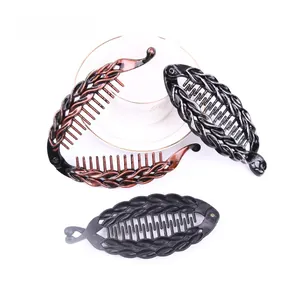Set of 3 banana hair clips featuring woven texture in retro bronze and classic black