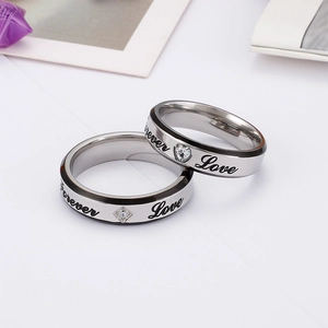 Chic Forever Love couple rings with square and heart crystals on polished metal