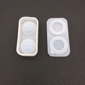 Detailed view of high-mirror translucent silicone sphere mold for DIY resin craft pendants