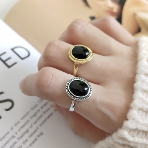 Adjustable S925 sterling silver ring with oval black onyx gemstone for women