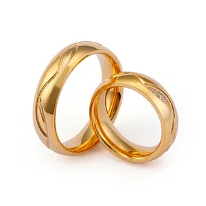Bague En Acier Titane Plaqué Or 18K Motif Vague Incrustée De Strass Bijoux De Mode Simples Hommes Femmes Couples
