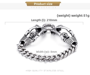 Detailed view of punk skull bracelet with dimensions 210mm length and 51g weight