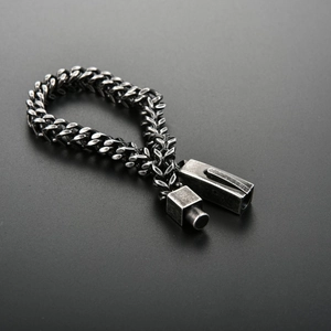 Industrielles Vintage 316L Edelstahl Panzerarmband für Herren mit quadratischem Verschluss
