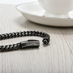 Men's 316L stainless steel vintage curb chain bracelet with industrial black silver finish
