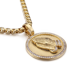 Collier hip hop en acier inoxydable doré 18K avec pendentif mains de prière et diamants