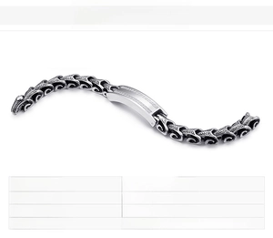 Detail view of steel bracelet with weight 83g and rectangular zirconia inlay