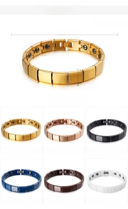 Detail of 11mm magnetic therapy ceramic bracelet with 18K vacuum plating finish
