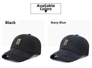 Détails de casquettes de baseball matelassées en noir et bleu marine avec patchs logo