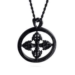 Pendentif anneau croix en acier inoxydable noir mat avec collier en corde tressée