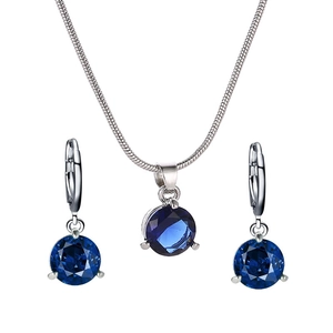 Détails d'un ensemble bijoux en zircon bleu rond avec collier et boucles d'oreilles