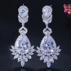 Luxury Copper Cubic Zirconia Teardrop Dangle Earrings Shiny Water Drop Dangle Earrings For Women Wedding Banquet Party Jewelry