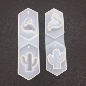 DIY silicone molds set featuring flamingo and cactus patterns for scented wax pendants