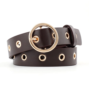 Cintura da donna in pelle PU marrone scuro con fibbia rotonda dorata e occhielli metallici