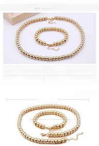 Specifiche dettagliate delle dimensioni per il set di collana e bracciale a sfere dorate
