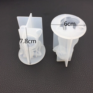 Macro view of French Bulldog silicone mold with 7.8cm height and 6cm diameter size details