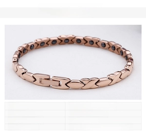 Detailed specifications chart for rose gold magnetic therapy bracelet made of steel