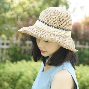Chapeau de soleil respirant à large bord pour femme au design minimaliste bicolore