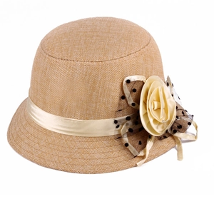 Eleganter Damen Sonnenhut aus Leinen in Khaki mit beige Band und Blumen-Netzschleife