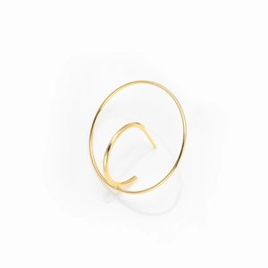 Minimalist gold geometric interlocking circle earrings with polished metallic finish