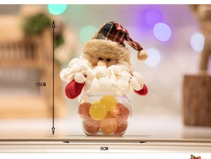 Detailansicht des Weihnachtsmann-Bonbonglases mit Plüschmütze und 15cm Höhenmaß