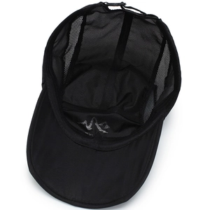 Black breathable quick-dry mesh running hat with adjustable strap and silver logo
