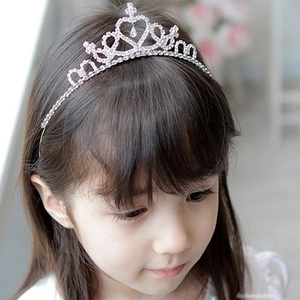 Sparkling silver princess crown headband with rhinestones for girls' party dress up