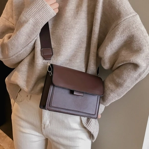 Women's Fashion Retro Small Square Crossbody Bag With Wide Shoulder Strap PU Leather Flap Shoulder Bag For Daily Styling