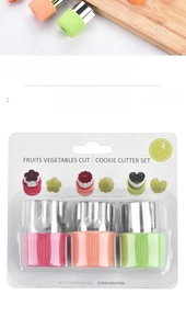 Detailed view of 3pcs stainless steel cookie cutters with colorful protective plastic handles