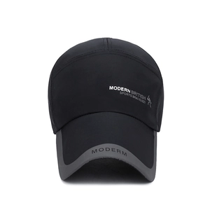 Casquette de baseball noire à séchage rapide avec visière longue et motif sport